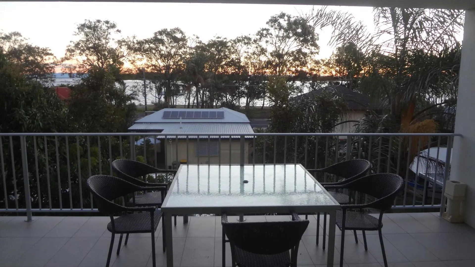 Keith'S Sister, 1 Of The 4 Most Popular Units On Bribie Apartment Bongaree 0*,  Australia