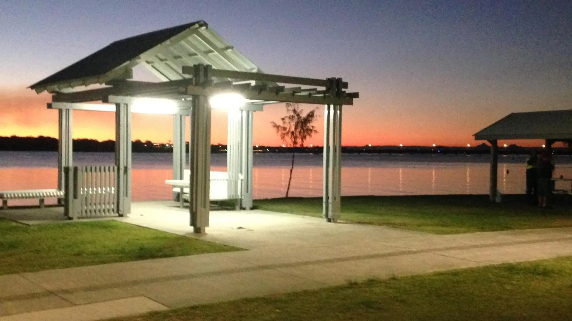Keith'S Sister, 1 Of The 4 Most Popular Units On Bribie Apartment Bongaree Australia